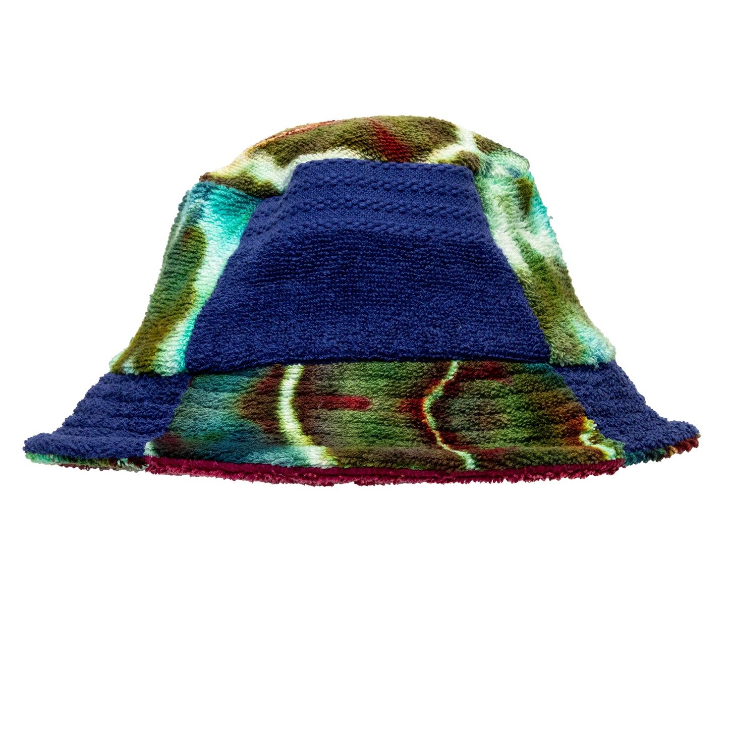 "Nauti by Nature" Towel Bucket